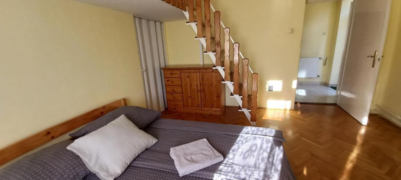 Via Tokaj Vendeghaz Apartment Sátoraljaújhely Екстериор снимка
