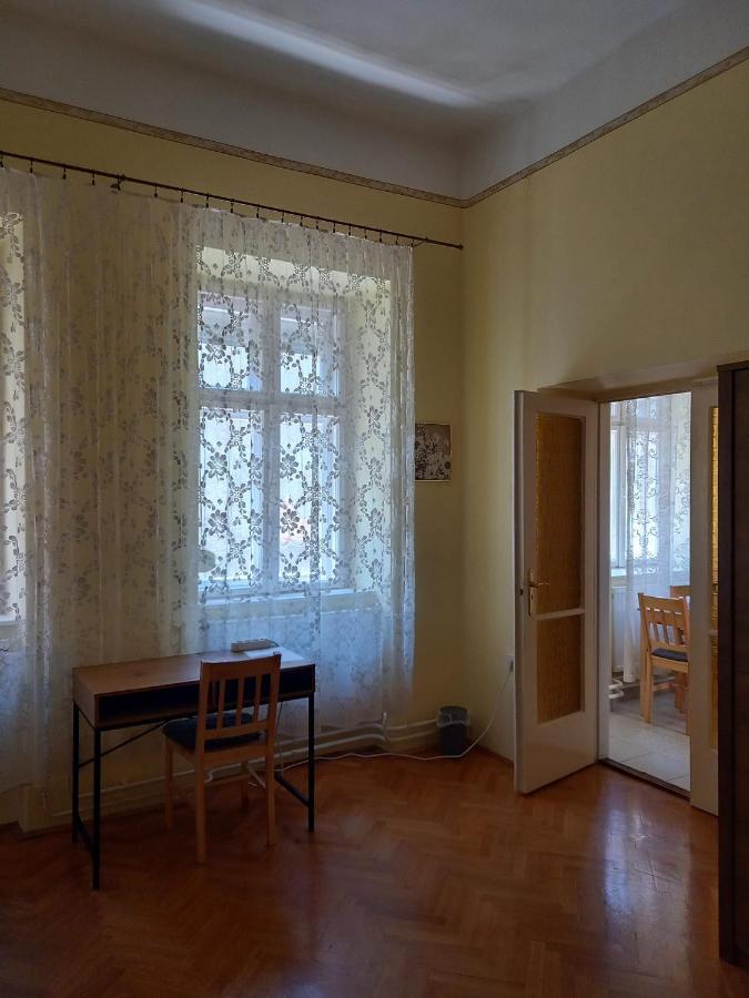 Via Tokaj Vendeghaz Apartment Sátoraljaújhely Екстериор снимка